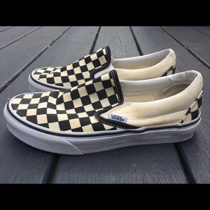 Vans Checkerboard Sneaker (women or ~12y.o. boys)